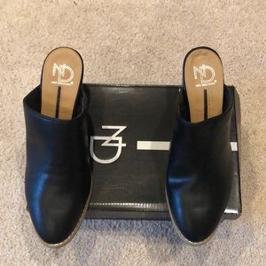 New Direction Black Meghan mule